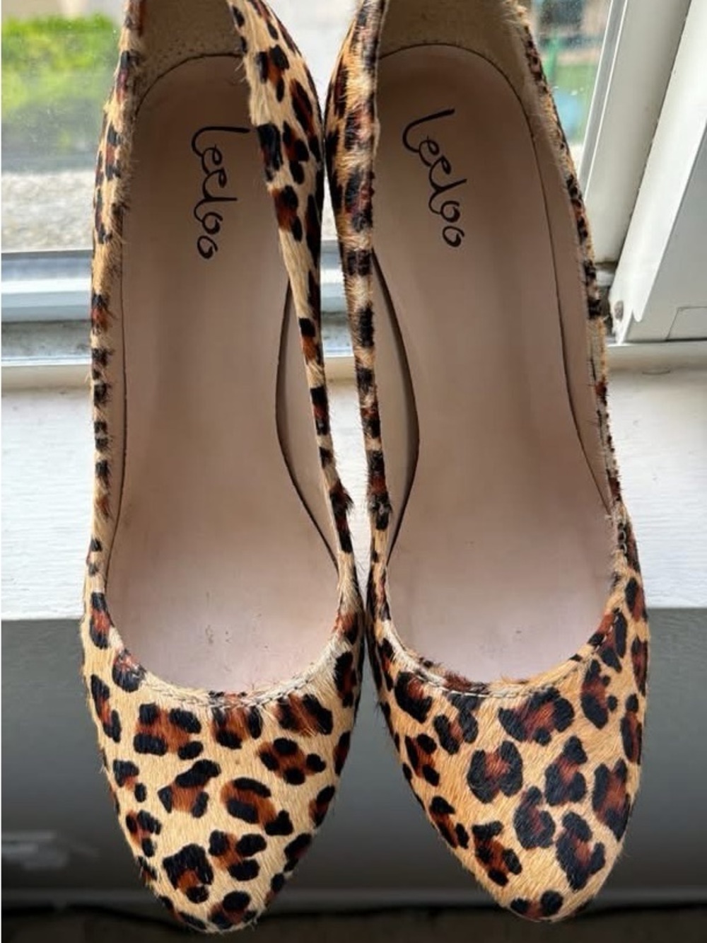 Leopard Print Pointed Toe Pumps in Tan/Black by Leeloo
